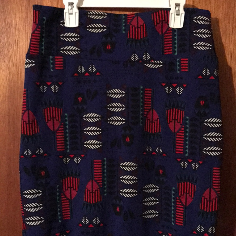 Lularoe Cassie size M